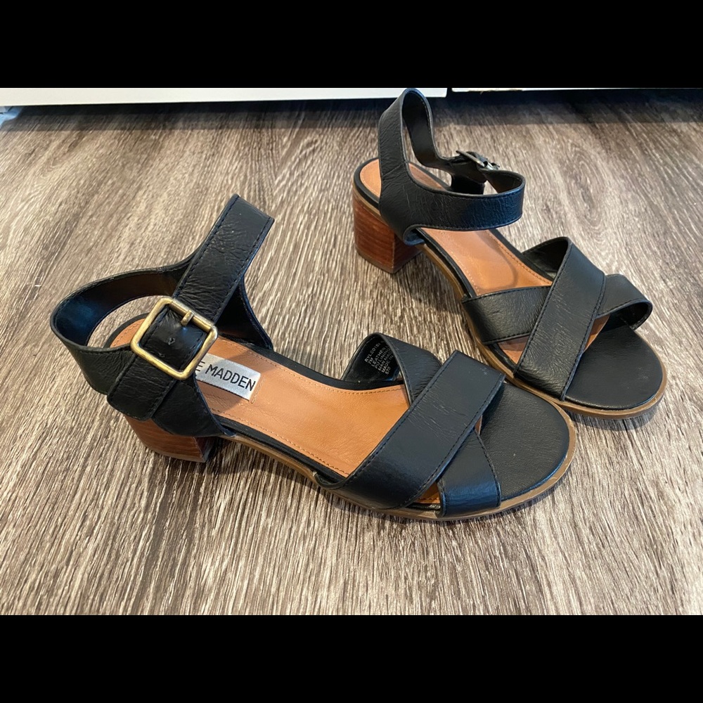 Steve Madden Sandals with small heel